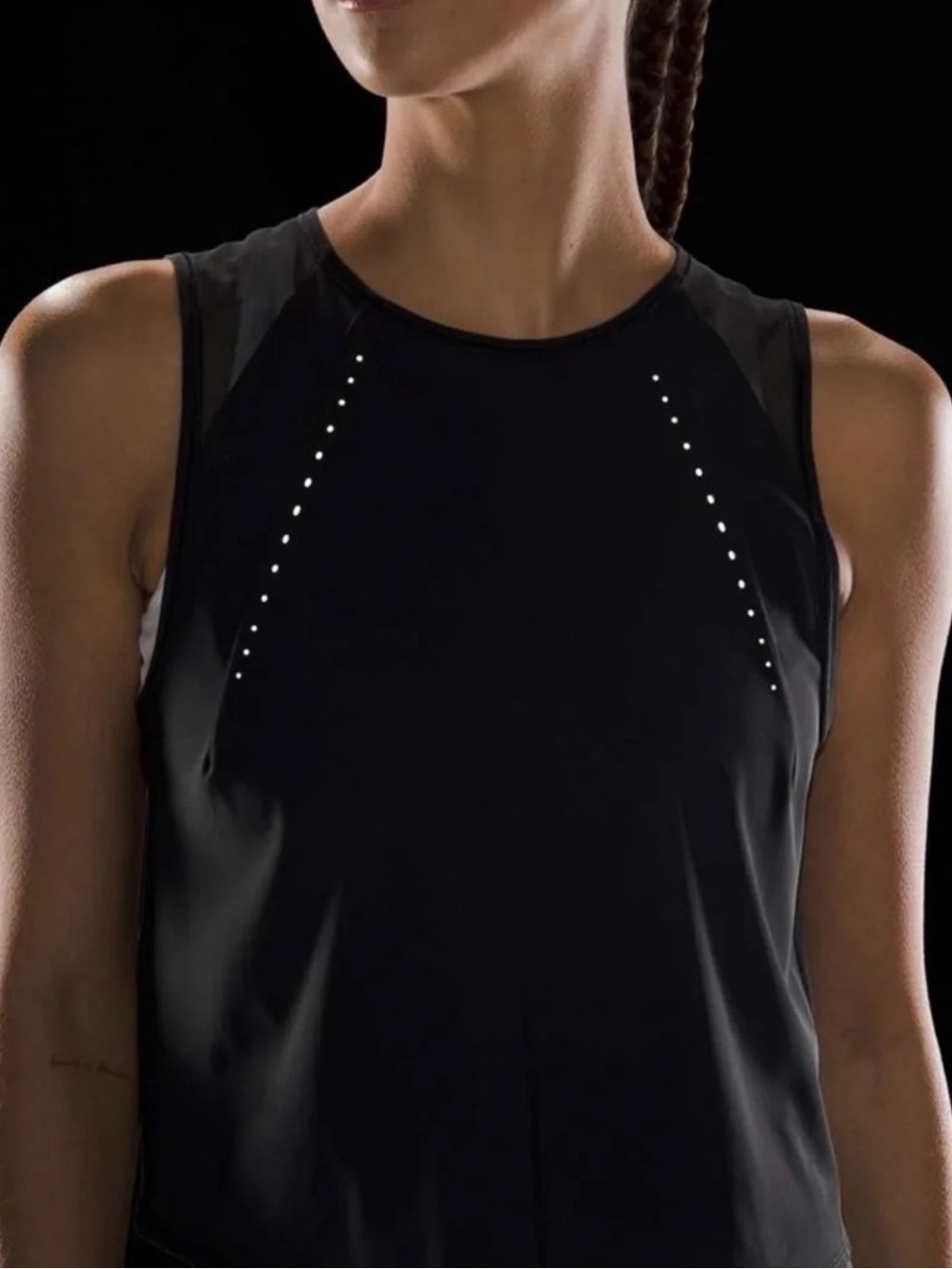 Lululemon Womens Size 4 Black Sculpt Sleeveless Athletic Tank w/Reflective Dots